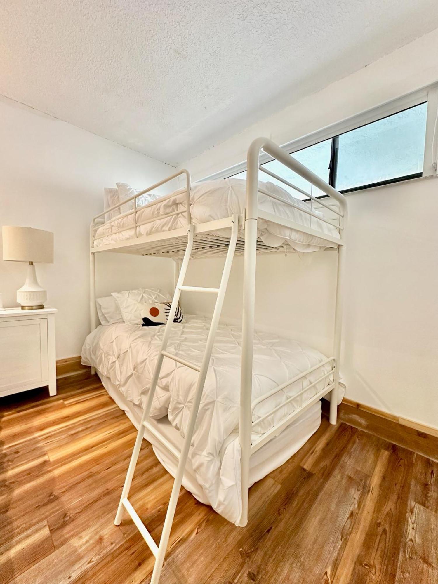 Tower 2 Master Suites, 2 Kings Beds, Marina 基拉戈 外观 照片